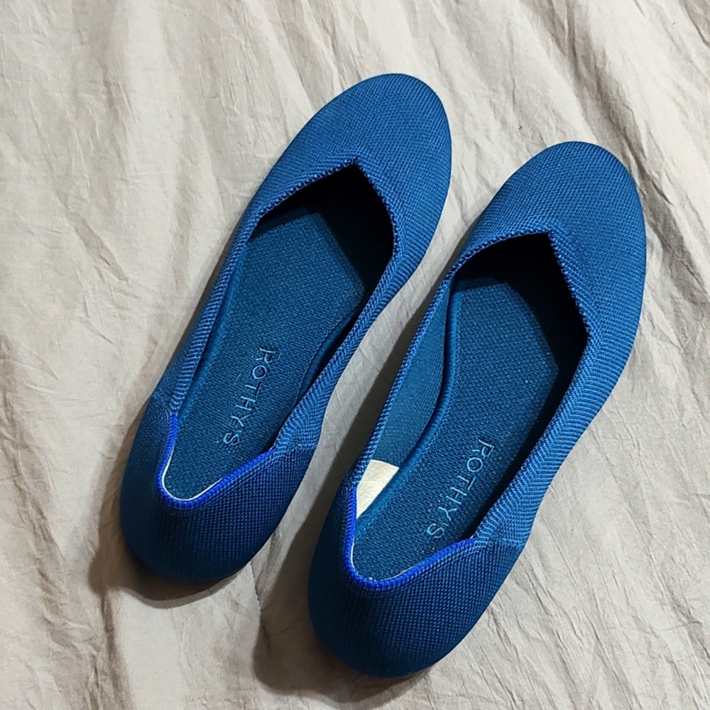 Rothys flats